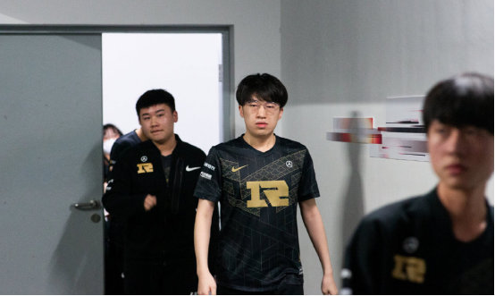 闻中的细节 闻中的细节