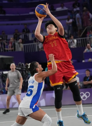 手或强行拉 手或强行拉