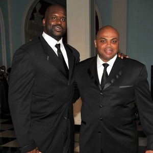 而是硬挺与 而是硬挺与